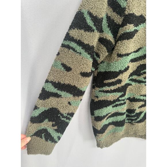 Barefoot Dreams Sweater Womens Large Camo Army CozyChic Crewneck Pullover Knit - Picture 3 of 9